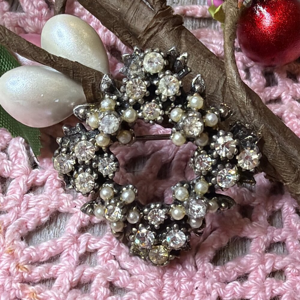 Vintage Rhinestone Faux Pearl Flower Pin Brooch Jewelry Stocking Stuffer